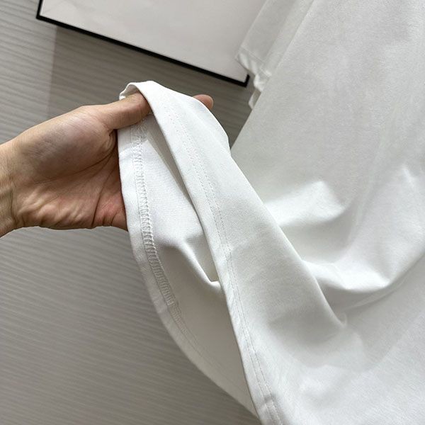 《大人気》シャネル ccロゴTシャツ 偽物 shk78373